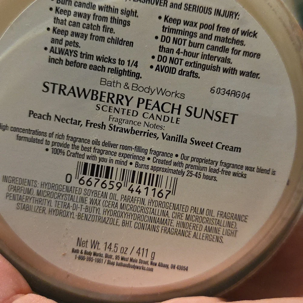 Nwt Bath & Body Works Strawberry Peach Sunset Candle - Picture 4 of 5